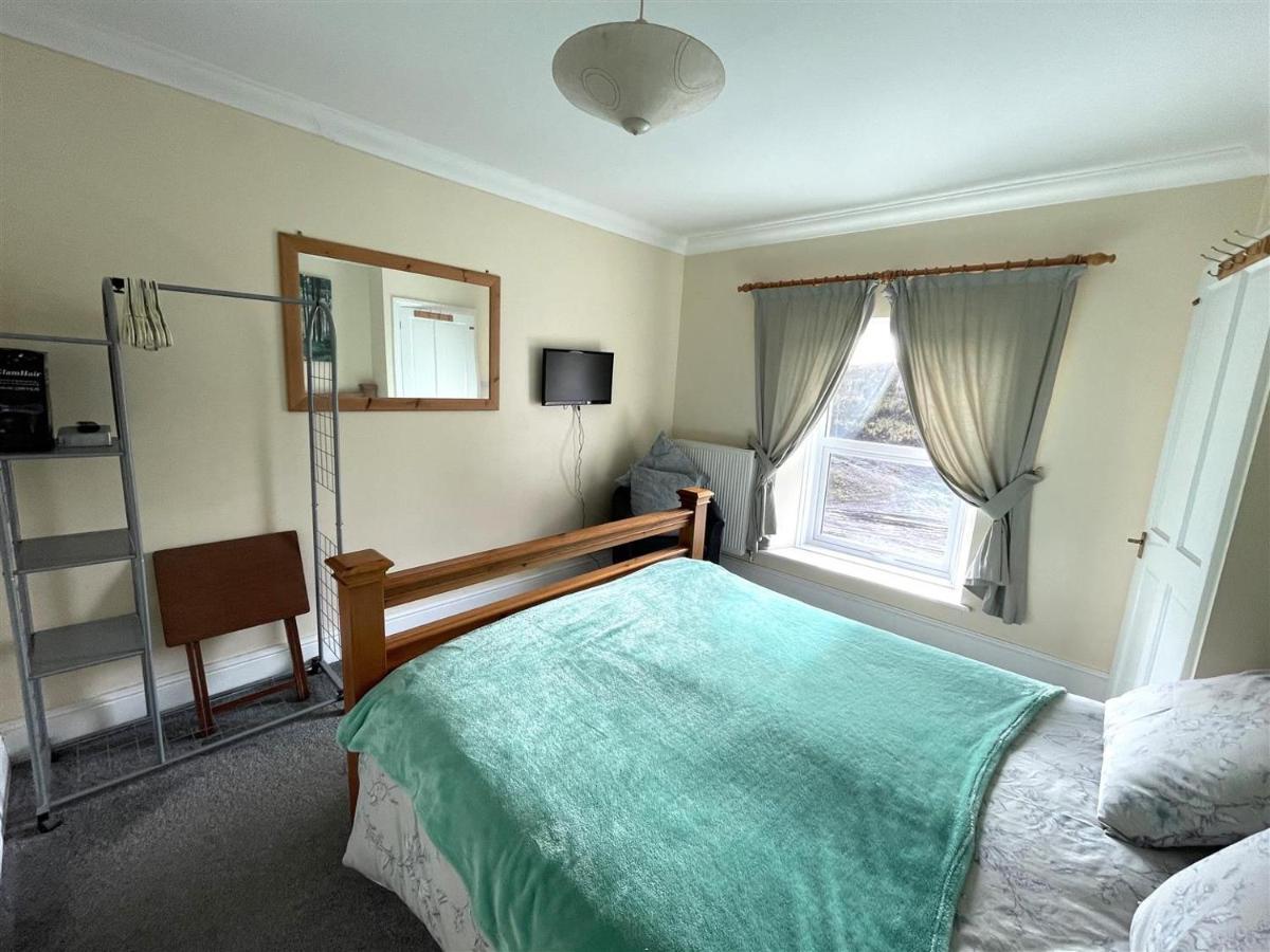 Bryncoch Bed & Breakfast Llannon Exterior photo